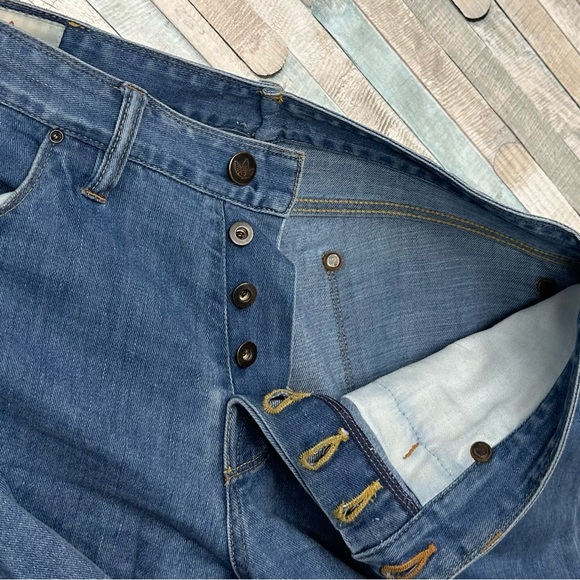 Shockoe Atelier 32 x 32 Tapered Slim Skinny Denim Jeans Light Blue Wash $259 - Picture 6 of 7